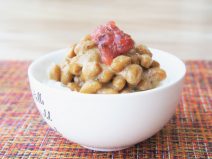 納豆梅くらげご飯