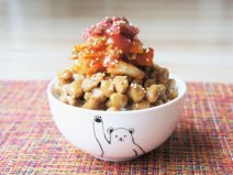 納豆キムチ梅くらげごはん