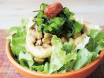野沢菜と明太マヨ梅納豆サラダ