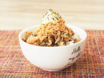 マヨしそシャケごま納豆ご飯