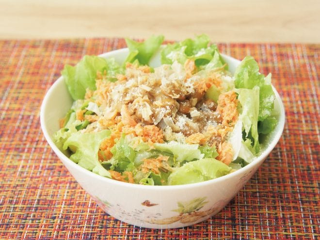 シャケかつお納豆サラダ