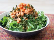 つぶ貝チャンジャ鮭のり納豆サラダ