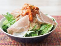 ごまキムチ納豆生ハム水菜サラダ