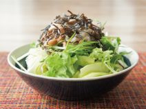 塩昆布オリーブ酢納豆水菜サラダ