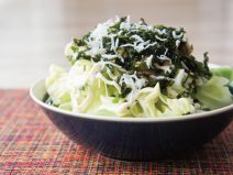 韓国のりジャコ燻製マヨ納豆サラダ