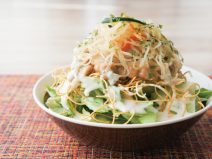 あおさ納豆パリパリ麺春雨シーザーサラダ