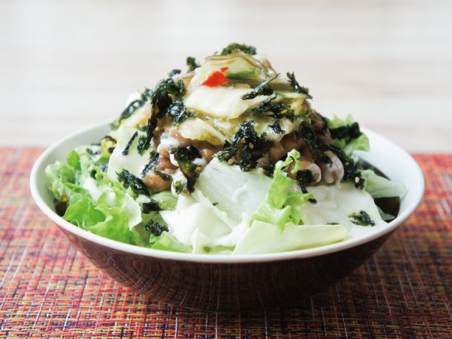 めかぶ白菜漬け納豆のりシーザーサラダ