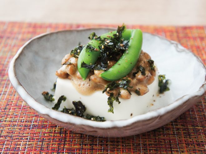 さやえんどう海苔スパイス納豆冷奴