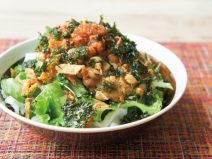 韓国のりもろみ納豆フライドオニオンサラダ