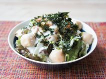 さといも海苔納豆スモークシーザーサラダ