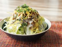 ネギ塩こんぶ納豆錦糸卵トリュフサラダ