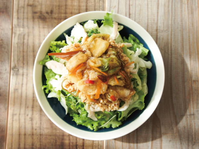 松前漬けひきわり納豆蒸し鶏サラダ