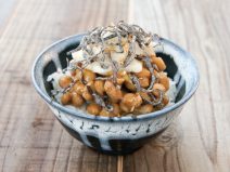 割干ゆず大根塩昆布納豆麦ごはん