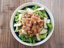 割干ゆず大根カリカリ梅納豆ブロッコリースプラウトサラダ