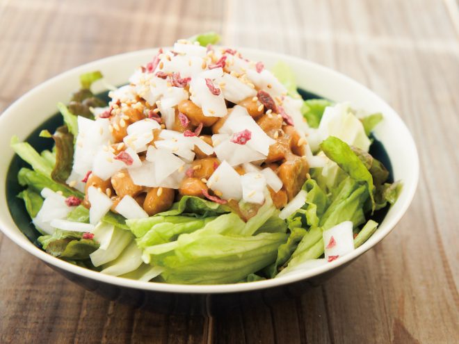 千枚漬け梅ごま納豆サラダ