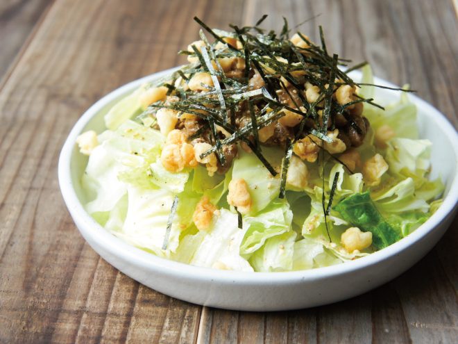 エビ天かすオリーブスパイス納豆サラダ