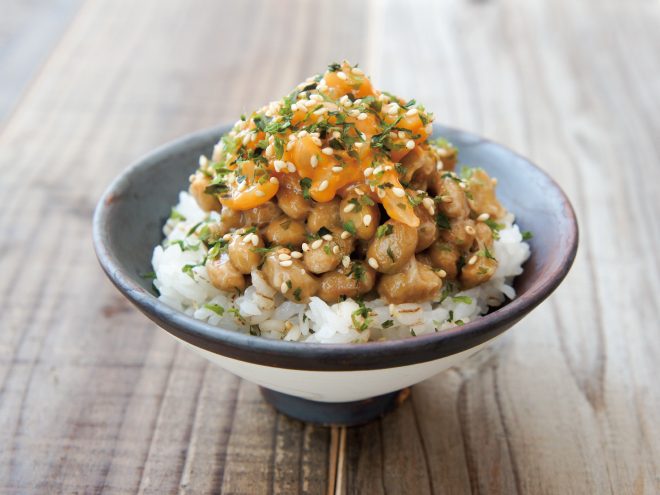 あおさウニイカ納豆麦ごはん