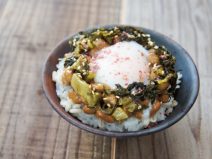 温玉たかなウメ納豆麦ごはん