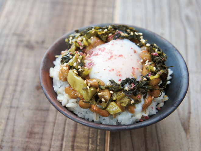温玉たかなウメ納豆麦ごはん