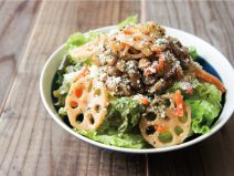 オリーブわさびチーズ納豆れんこんきんぴらサラダ