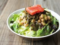 めんたい子持ちメカブ納豆サラダ
