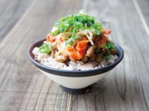 バター醤油えのきキムチ納豆十六雑穀ごはん