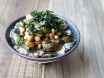 ゆず地鶏炭火焼き海苔納豆十六雑穀ごはん