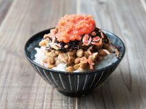 明太子しそ昆布桜エビ納豆麦ごはん