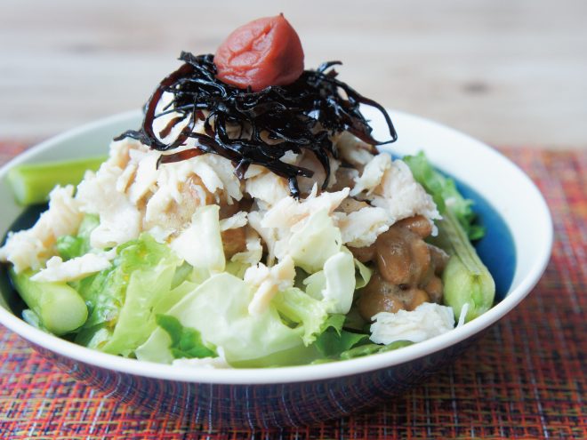 梅こんぶ納豆ささみサラダ
