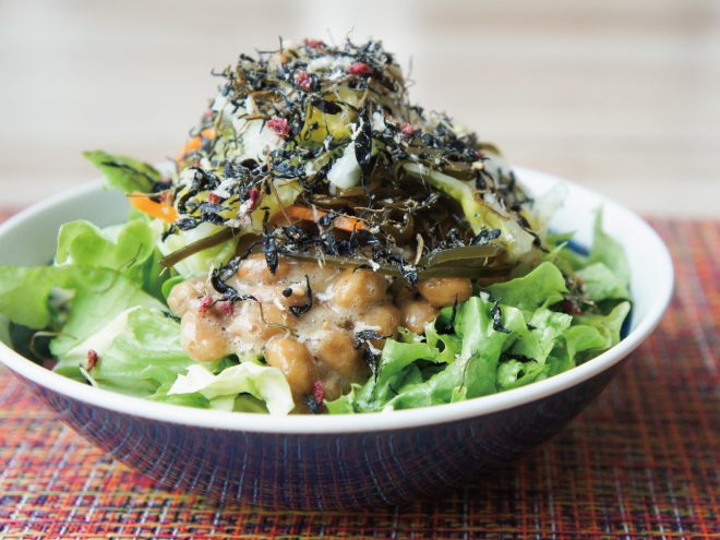 簡単納豆レシピ｜めかぶ浅漬け納豆ひじきサラダ