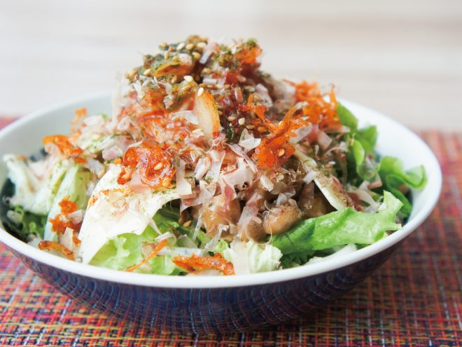 簡単納豆レシピ｜チーズ納豆かつおちりめん青のりキムチサラダ