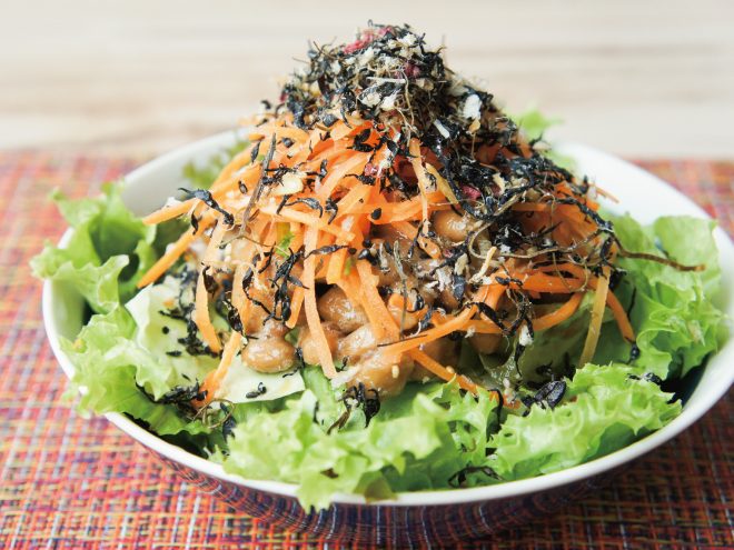 簡単納豆レシピ｜ひじき納豆にんじんサラダ