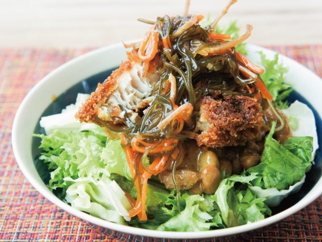 白身フライと松前納豆サラダ｜竹之下フーズ