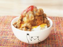 コロッケとチーズの納豆ご飯