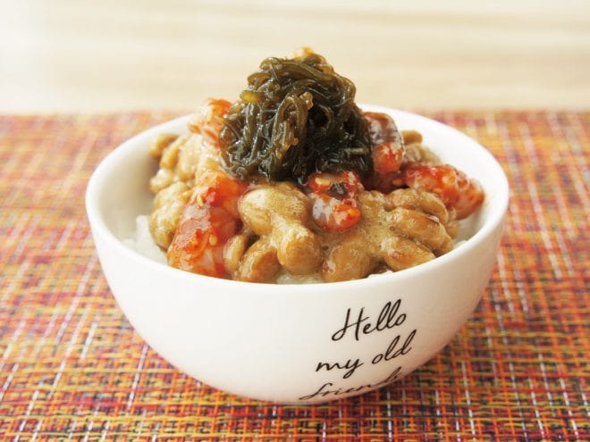 タコキムチもずく納豆ご飯