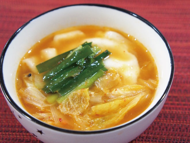 納豆餃子のキムチスープ