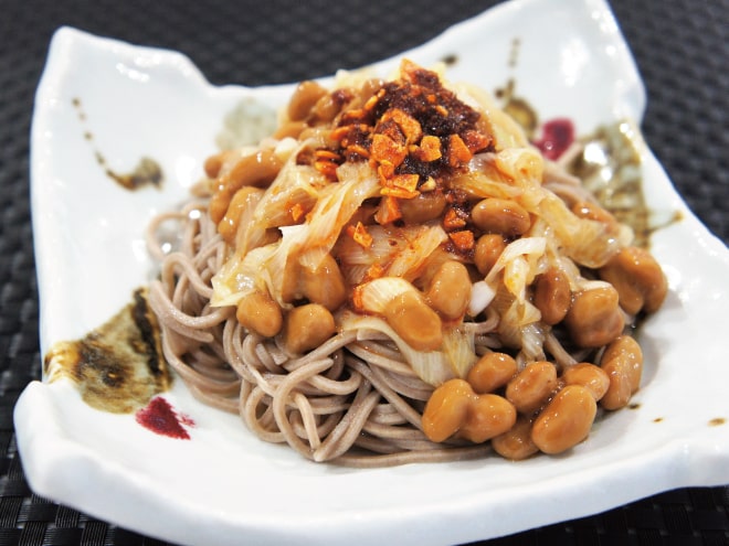 辛み納豆ネギ蕎麦