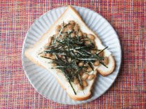 海苔スパイス納豆チーズパン