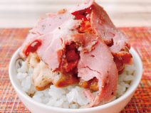 キムチ納豆パストラミポーク麦ご飯