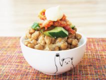 きゅうりの和え物とキムチマヨ納豆ご飯