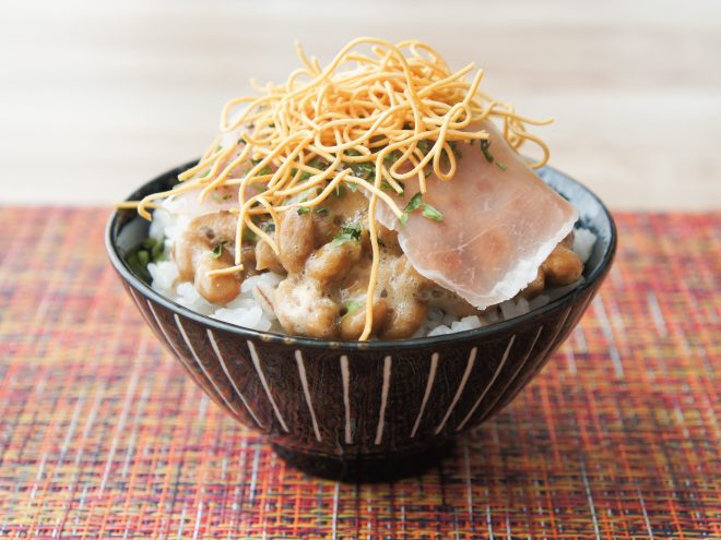 生ハムあおさパリパリ麺納豆麦ご飯