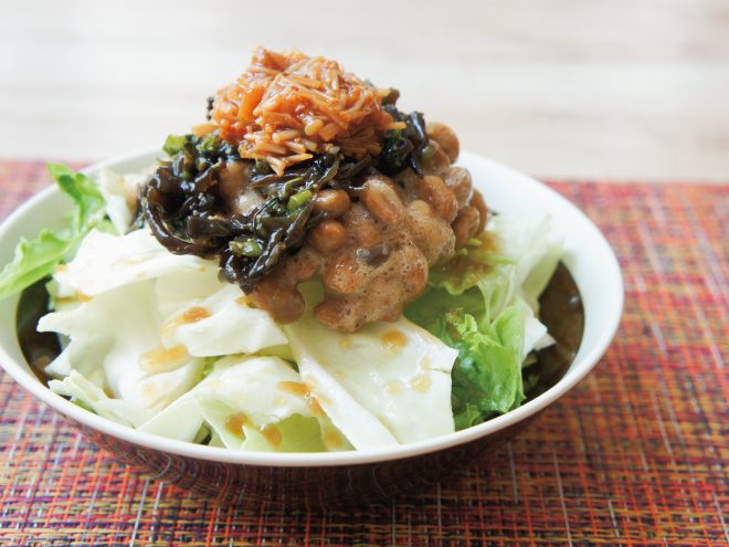 旨辛なめ茸きくらげ納豆サラダ