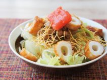 明太子ちくわ納豆パリパリ麺サラダ