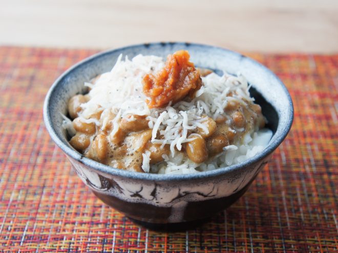 もろみジャコ温玉納豆麦ごはん