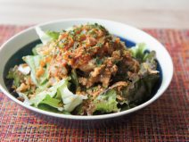 あおさ旨辛なめ茸納豆フライドオニオンサラダ