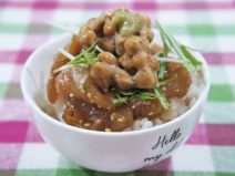 鯛の漬け納豆丼