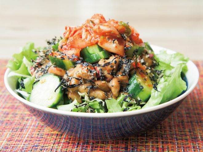 簡単納豆レシピ｜きゅうりの和え物と納豆キムチサラダ