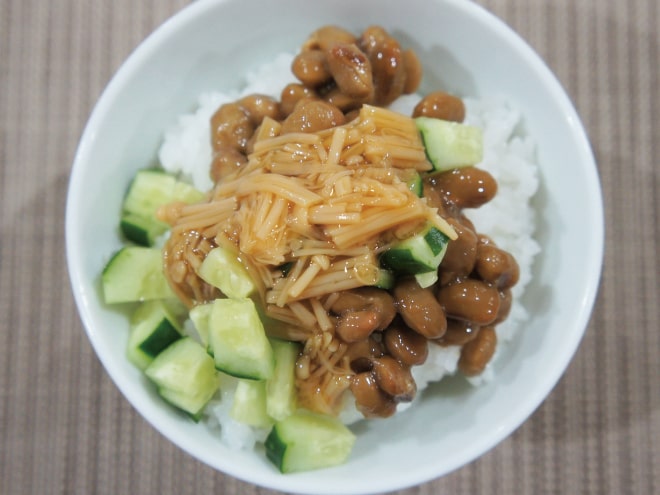 納豆なめ茸かけご飯