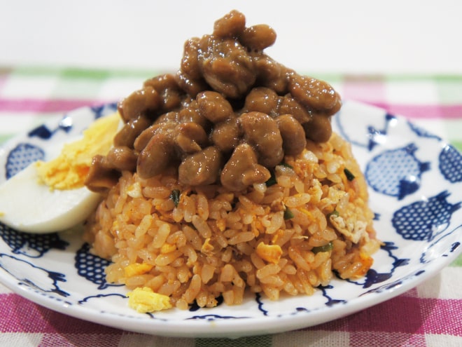 ベーコンキムチネギ納豆チャーハン