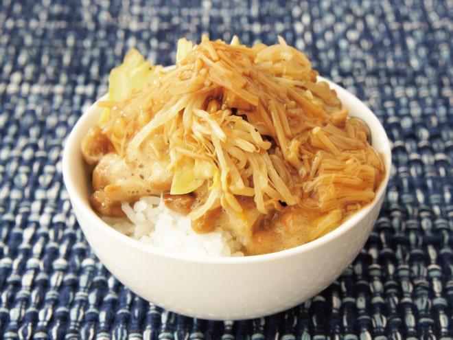 もやし炒め納豆ご飯